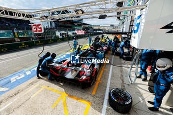 2024-06-12 - 35 MILESI Charles (fra), HABSBURG-Lothringen Ferdinand (aut), CHATIN Paul-Loup (fra), Alpine Endurance Team #35, Alpine A424, Hypercar, FIA WEC, action 36 VAXIVIERE Matthieu (fra), SCHUMACHER Mick (ger), LAPIERRE Nicolas (fra), Alpine Endurance Team, Alpine A424 #36, Hypercar, FIA WEC, action pitlane, during the 2024 24 Hours of Le Mans, 4th round of the 2024 FIA World Endurance Championship, on the Circuit des 24 Heures du Mans, on June 12, 2024 in Le Mans, France - 24 HEURES DU MANS 2024 - WEDNESDAY - ENDURANCE - MOTORS