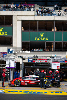 2024-06-12 - 311 DERANI Luis Felipe (bra), AITKEN Jack (gbr), DRUGOVICH Felipe (bra), Whelen Cadillac Racing, Cadillac V-Series.R #311, Hypercar, action during the Wednesday Qualifying session of the 2024 24 Hours of Le Mans, 4th round of the 2024 FIA World Endurance Championship, on the Circuit des 24 Heures du Mans, on June 12, 2024 in Le Mans, France - 24 HEURES DU MANS 2024 - WEDNESDAY - QUALIFYING - ENDURANCE - MOTORS