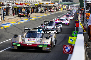 2024-06-12 - 12 STEVENS Will (gbr), ILOTT Callum (gbr), NATO Norman (fra), Hertz Team Jota, Porsche 963 #12, Hypercar, FIA WEC, action during the Wednesday Qualifying session of the 2024 24 Hours of Le Mans, 4th round of the 2024 FIA World Endurance Championship, on the Circuit des 24 Heures du Mans, on June 12, 2024 in Le Mans, France - 24 HEURES DU MANS 2024 - WEDNESDAY - QUALIFYING - ENDURANCE - MOTORS