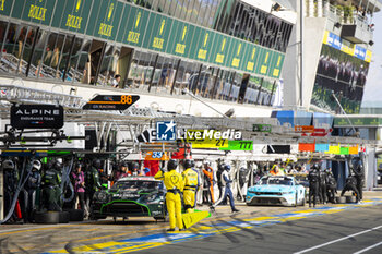 2024-06-12 - 777 SORENSEN Marco (dnk), BASTARD Erwan (fra), HOSHINO Satoshi (jpn), D'Station Racing, Aston Martin Vantage GT3 #777, LM GT3, FIA WEC, action during the Wednesday Qualifying session of the 2024 24 Hours of Le Mans, 4th round of the 2024 FIA World Endurance Championship, on the Circuit des 24 Heures du Mans, on June 12, 2024 in Le Mans, France - 24 HEURES DU MANS 2024 - WEDNESDAY - QUALIFYING - ENDURANCE - MOTORS