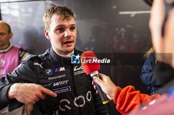 2024-06-12 - VANTHOOR Dries (bel), BMW M Team WRT, BMW Hybrid V8 #15, Hypercar, FIA WEC, portrait celebrating his fastest time during the Wednesday Qualifying session of the 2024 24 Hours of Le Mans, 4th round of the 2024 FIA World Endurance Championship, on the Circuit des 24 Heures du Mans, on June 12, 2024 in Le Mans, France - 24 HEURES DU MANS 2024 - WEDNESDAY - QUALIFYING - ENDURANCE - MOTORS