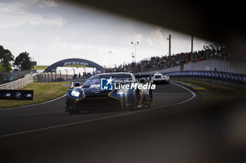 2024-06-12 - 27 JAMES Ian (usa), MANCINELLI Daniel (ita), RIBERAS Alex (spa), Heart of Racing Team, Aston Martin Vantage GT3 #27, LM GT3, FIA WEC, action during the Wednesday Qualifying session of the 2024 24 Hours of Le Mans, 4th round of the 2024 FIA World Endurance Championship, on the Circuit des 24 Heures du Mans, on June 12, 2024 in Le Mans, France - 24 HEURES DU MANS 2024 - WEDNESDAY - QUALIFYING - ENDURANCE - MOTORS