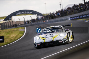 2024-06-12 - 92 MALYKHIN Aliaksandr (kna), STURM Joel (ger), BACHLER Klaus (aut), Manthey Purerxcing, Porsche 911 GT3 R #91, LM GT3, FIA WEC, action during the Wednesday Qualifying session of the 2024 24 Hours of Le Mans, 4th round of the 2024 FIA World Endurance Championship, on the Circuit des 24 Heures du Mans, on June 12, 2024 in Le Mans, France - 24 HEURES DU MANS 2024 - WEDNESDAY - QUALIFYING - ENDURANCE - MOTORS