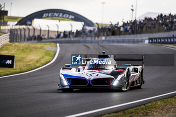 2024-06-12 - 15 VANTHOOR Dries (bel), MARCIELLO Raffaele (swi), WITTMANN Marco (ger), BMW M Team WRT, BMW Hybrid V8 #15, Hypercar, FIA WEC, action during the Wednesday Qualifying session of the 2024 24 Hours of Le Mans, 4th round of the 2024 FIA World Endurance Championship, on the Circuit des 24 Heures du Mans, on June 12, 2024 in Le Mans, France - 24 HEURES DU MANS 2024 - WEDNESDAY - QUALIFYING - ENDURANCE - MOTORS