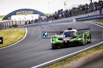 2024-06-12 - 63 BORTOLOTTI Mirko (ita), MORTARA Edoardo (ita), KVYAT Daniil, Lamborghini Iron Lynx, Lamborghini SC63 #63, Hypercar, FIA WEC, action during the Wednesday Qualifying session of the 2024 24 Hours of Le Mans, 4th round of the 2024 FIA World Endurance Championship, on the Circuit des 24 Heures du Mans, on June 12, 2024 in Le Mans, France - 24 HEURES DU MANS 2024 - WEDNESDAY - QUALIFYING - ENDURANCE - MOTORS