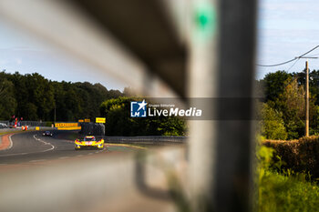 2024-06-12 - 83 KUBICA Robert (pol), SHWARTZMAN Robert (isr), YE Yifei (chn), AF Corse, Ferrari 499P #83, Hypercar, FIA WEC, action during the Wednesday Qualifying session of the 2024 24 Hours of Le Mans, 4th round of the 2024 FIA World Endurance Championship, on the Circuit des 24 Heures du Mans, on June 12, 2024 in Le Mans, France - 24 HEURES DU MANS 2024 - WEDNESDAY - QUALIFYING - ENDURANCE - MOTORS