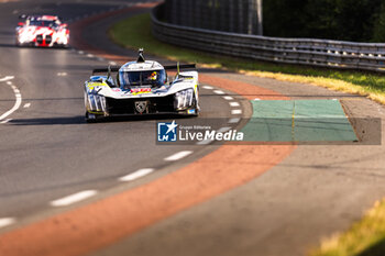 2024-06-12 - 94 VANDOORNE Stoffel (bel), DUVAL Loïc (fra), DI RESTA Paul (gbr), Peugeot TotalEnergies, Peugeot 9x8 #94, Hypercar, FIA WEC, action during the Wednesday Qualifying session of the 2024 24 Hours of Le Mans, 4th round of the 2024 FIA World Endurance Championship, on the Circuit des 24 Heures du Mans, on June 12, 2024 in Le Mans, France - 24 HEURES DU MANS 2024 - WEDNESDAY - QUALIFYING - ENDURANCE - MOTORS