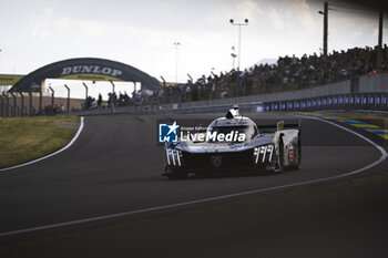 2024-06-12 - 93 VERGNE Jean-Eric (fra), JENSEN Mikkel (dnk), MULLER Nico (swi), Peugeot TotalEnergies, Peugeot 9x8 #93, Hypercar, FIA WEC, action during the Wednesday Qualifying session of the 2024 24 Hours of Le Mans, 4th round of the 2024 FIA World Endurance Championship, on the Circuit des 24 Heures du Mans, on June 12, 2024 in Le Mans, France - 24 HEURES DU MANS 2024 - WEDNESDAY - QUALIFYING - ENDURANCE - MOTORS