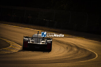 2024-06-12 - 94 VANDOORNE Stoffel (bel), DUVAL Loïc (fra), DI RESTA Paul (gbr), Peugeot TotalEnergies, Peugeot 9x8 #94, Hypercar, FIA WEC, action during the Wednesday Qualifying session of the 2024 24 Hours of Le Mans, 4th round of the 2024 FIA World Endurance Championship, on the Circuit des 24 Heures du Mans, on June 12, 2024 in Le Mans, France - 24 HEURES DU MANS 2024 - WEDNESDAY - QUALIFYING - ENDURANCE - MOTORS