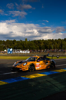 2024-06-12 - 91 LIETZ Richard (aut), SCHURING Morris (nld), SHAHIN Yasser (aus), Manthey EMA, Porsche 911 GT3 R #91, LM GT3, FIA WEC, action during the Wednesday Qualifying session of the 2024 24 Hours of Le Mans, 4th round of the 2024 FIA World Endurance Championship, on the Circuit des 24 Heures du Mans, on June 12, 2024 in Le Mans, France - 24 HEURES DU MANS 2024 - WEDNESDAY - QUALIFYING - ENDURANCE - MOTORS