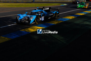 2024-06-12 - 25 KAISER Matthias (lie), CALDWELL Olli (gbr), DE ANGELIS Roman (can), Algarve Pro Racing, Oreca 07 - Gibson #25, LMP2, action during the Wednesday Qualifying session of the 2024 24 Hours of Le Mans, 4th round of the 2024 FIA World Endurance Championship, on the Circuit des 24 Heures du Mans, on June 12, 2024 in Le Mans, France - 24 HEURES DU MANS 2024 - WEDNESDAY - QUALIFYING - ENDURANCE - MOTORS