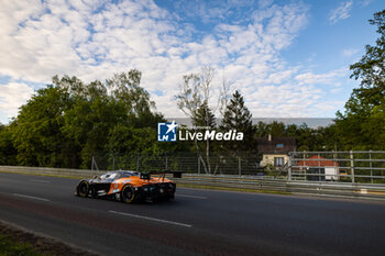 2024-06-12 - 59 SAUCY Grégoire (swi), COTTINGHAM James (gbr), COSTA Nicolas (bra), United Autosports, McLaren 720S GT3 Evo #59, LM GT3, FIA WEC, action during the Wednesday Qualifying session of the 2024 24 Hours of Le Mans, 4th round of the 2024 FIA World Endurance Championship, on the Circuit des 24 Heures du Mans, on June 12, 2024 in Le Mans, France - 24 HEURES DU MANS 2024 - WEDNESDAY - QUALIFYING - ENDURANCE - MOTORS