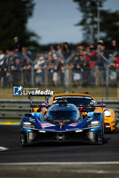 2024-06-12 - 35 MILESI Charles (fra), HABSBURG-Lothringen Ferdinand (aut), CHATIN Paul-Loup (fra), Alpine Endurance Team #35, Alpine A424, Hypercar, FIA WEC, action during the Wednesday Qualifying session of the 2024 24 Hours of Le Mans, 4th round of the 2024 FIA World Endurance Championship, on the Circuit des 24 Heures du Mans, on June 12, 2024 in Le Mans, France - 24 HEURES DU MANS 2024 - WEDNESDAY - QUALIFYING - ENDURANCE - MOTORS