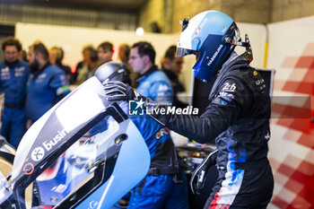 2024-06-12 - HABSBURG-Lothringen Ferdinand (aut), Alpine Endurance Team #35, Alpine A424, Hypercar, FIA WEC, portrait during the Free Practice 2 of the 2024 24 Hours of Le Mans, 4th round of the 2024 FIA World Endurance Championship, on the Circuit des 24 Heures du Mans, on June 12, 2024 in Le Mans, France - 24 HEURES DU MANS 2024 - WEDNESDAY - FREE PRACTICE 2 - ENDURANCE - MOTORS