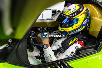 2024-06-12 - GROSJEAN Romain (fra), Lamborghini Iron Lynx, Lamborghini SC63 #19, Hypercar, portrait during the Free Practice 2 of the 2024 24 Hours of Le Mans, 4th round of the 2024 FIA World Endurance Championship, on the Circuit des 24 Heures du Mans, on June 12, 2024 in Le Mans, France - 24 HEURES DU MANS 2024 - WEDNESDAY - FREE PRACTICE 2 - ENDURANCE - MOTORS