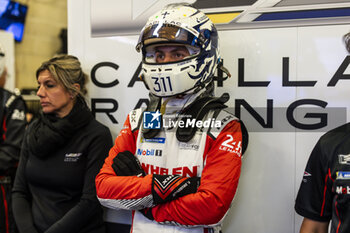 2024-06-12 - DRUGOVICH Felipe (bra), Whelen Cadillac Racing, Cadillac V-Series.R #311, Hypercar, portrait during the Free Practice 2 of the 2024 24 Hours of Le Mans, 4th round of the 2024 FIA World Endurance Championship, on the Circuit des 24 Heures du Mans, on June 12, 2024 in Le Mans, France - 24 HEURES DU MANS 2024 - WEDNESDAY - FREE PRACTICE 2 - ENDURANCE - MOTORS