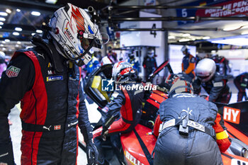 2024-06-12 - CHRISTENSEN Michael (dnk), Porsche Penske Motorsport, Porsche 963 #05, Hypercar, FIA WEC, portrait during the Free Practice 2 of the 2024 24 Hours of Le Mans, 4th round of the 2024 FIA World Endurance Championship, on the Circuit des 24 Heures du Mans, on June 12, 2024 in Le Mans, France - 24 HEURES DU MANS 2024 - WEDNESDAY - FREE PRACTICE 2 - ENDURANCE - MOTORS