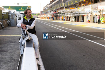 2024-06-12 - VERGNE Jean-Eric (fra), Peugeot TotalEnergies, Peugeot 9x8 #93, Hypercar, FIA WEC, portrait during the Free Practice 2 of the 2024 24 Hours of Le Mans, 4th round of the 2024 FIA World Endurance Championship, on the Circuit des 24 Heures du Mans, on June 12, 2024 in Le Mans, France - 24 HEURES DU MANS 2024 - WEDNESDAY - FREE PRACTICE 2 - ENDURANCE - MOTORS