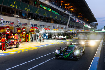 2024-06-12 - 30 FALB John (usa), ALLEN James (aus), SIMMENAUER Jean-Baptiste (fra), Duqueine Team, Oreca 07 - Gibson #30, LMP2 PRO/AM, action during the Free Practice 2 of the 2024 24 Hours of Le Mans, 4th round of the 2024 FIA World Endurance Championship, on the Circuit des 24 Heures du Mans, on June 12, 2024 in Le Mans, France - 24 HEURES DU MANS 2024 - WEDNESDAY - FREE PRACTICE 2 - ENDURANCE - MOTORS