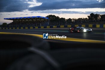 2024-06-12 - 08 BUEMI Sébastien (swi), HARTLEY Brendon (nzl), HIRAKAWA Ryo (jpn), Toyota Gazoo Racing, Toyota GR010 - Hybrid #08, Hypercar, FIA WEC, action during the Free Practice 2 of the 2024 24 Hours of Le Mans, 4th round of the 2024 FIA World Endurance Championship, on the Circuit des 24 Heures du Mans, on June 12, 2024 in Le Mans, France - 24 HEURES DU MANS 2024 - WEDNESDAY - FREE PRACTICE 2 - ENDURANCE - MOTORS