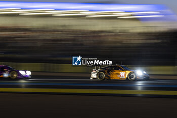 2024-06-12 - 91 LIETZ Richard (aut), SCHURING Morris (nld), SHAHIN Yasser (aus), Manthey EMA, Porsche 911 GT3 R #91, LM GT3, FIA WEC, action during the Free Practice 2 of the 2024 24 Hours of Le Mans, 4th round of the 2024 FIA World Endurance Championship, on the Circuit des 24 Heures du Mans, on June 12, 2024 in Le Mans, France - 24 HEURES DU MANS 2024 - WEDNESDAY - FREE PRACTICE 2 - ENDURANCE - MOTORS