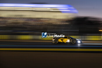 2024-06-12 - 82 JUNCADELLA Daniel (spa), BAUD Sébastien (fra), KOIZUMI Hiroshi (jpn), TF Sport, Corvette Z06 GT3.R #82, LM GT3, FIA WEC, action during the Free Practice 2 of the 2024 24 Hours of Le Mans, 4th round of the 2024 FIA World Endurance Championship, on the Circuit des 24 Heures du Mans, on June 12, 2024 in Le Mans, France - 24 HEURES DU MANS 2024 - WEDNESDAY - FREE PRACTICE 2 - ENDURANCE - MOTORS