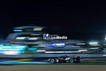 2024-06-12 - 08 BUEMI Sébastien (swi), HARTLEY Brendon (nzl), HIRAKAWA Ryo (jpn), Toyota Gazoo Racing, Toyota GR010 - Hybrid #08, Hypercar, FIA WEC, action during the Free Practice 2 of the 2024 24 Hours of Le Mans, 4th round of the 2024 FIA World Endurance Championship, on the Circuit des 24 Heures du Mans, on June 12, 2024 in Le Mans, France - 24 HEURES DU MANS 2024 - WEDNESDAY - FREE PRACTICE 2 - ENDURANCE - MOTORS