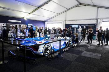 2024-06-13 - Fan village, fans, supporters, public, spectators, fan zone during the 2024 24 Hours of Le Mans, 4th round of the 2024 FIA World Endurance Championship, on the Circuit des 24 Heures du Mans, on June 13, 2024 in Le Mans, France - 24 HEURES DU MANS 2024 - THURSDAY - ENDURANCE - MOTORS