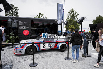 2024-06-13 - Fan village, fans, supporters, public, spectators, fan zone during the 2024 24 Hours of Le Mans, 4th round of the 2024 FIA World Endurance Championship, on the Circuit des 24 Heures du Mans, on June 13, 2024 in Le Mans, France - 24 HEURES DU MANS 2024 - THURSDAY - ENDURANCE - MOTORS