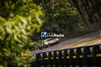 2024-06-13 - 54 FLOHR Thomas (swi), CASTELLACCI Francesco (ita), RIGON Davide (ita), Vista AF Corse, Ferrari 296 GT3 #54, LM GT3, FIA WEC, action during the 2024 24 Hours of Le Mans, 4th round of the 2024 FIA World Endurance Championship, on the Circuit des 24 Heures du Mans, on June 13, 2024 in Le Mans, France - 24 HEURES DU MANS 2024 - THURSDAY - ENDURANCE - MOTORS