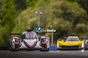 2024-06-13 - 10 CULLEN Ryan (gbr), PILET Patrick (fra), RICHELMI Stéphane (mco), Vector Sport, Oreca 07 - Gibson #10, LMP2, action during the 2024 24 Hours of Le Mans, 4th round of the 2024 FIA World Endurance Championship, on the Circuit des 24 Heures du Mans, on June 13, 2024 in Le Mans, France - 24 HEURES DU MANS 2024 - THURSDAY - ENDURANCE - MOTORS