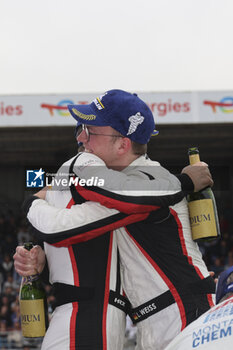 2024-06-13 - 22 KRATZ Torsten (ger), WEISS Leonard (ger), WTM by Rinaldi Racing, Duqueine M30 - D08 - Nissan, LMP3, #22, podium podium Race 1 during the Road to Le Mans 2024, 3rd round of the 2024 Michelin Le Mans Cup, on the Circuit des 24 Heures du Mans, from June 12 to 15, 2024 in Le Mans, France - AUTO - ROAD TO LE MANS 2024 - ENDURANCE - MOTORS