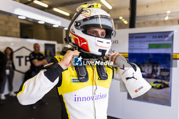 2024-06-13 - JUNCADELLA Daniel (spa), TF Sport, Corvette Z06 GT3.R #82, LM GT3, FIA WEC, portrait during the Free Practice 3 of the 2024 24 Hours of Le Mans, 4th round of the 2024 FIA World Endurance Championship, on the Circuit des 24 Heures du Mans, on June 13, 2024 in Le Mans, France - 24 HEURES DU MANS 2024 - THURSDAY - FREE PRACTICE 3 - ENDURANCE - MOTORS