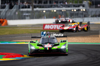 2024-06-13 - 63 BORTOLOTTI Mirko (ita), MORTARA Edoardo (ita), KVYAT Daniil, Lamborghini Iron Lynx, Lamborghini SC63 #63, Hypercar, FIA WEC, action during the Free Practice 3 of the 2024 24 Hours of Le Mans, 4th round of the 2024 FIA World Endurance Championship, on the Circuit des 24 Heures du Mans, on June 13, 2024 in Le Mans, France - 24 HEURES DU MANS 2024 - THURSDAY - FREE PRACTICE 3 - ENDURANCE - MOTORS