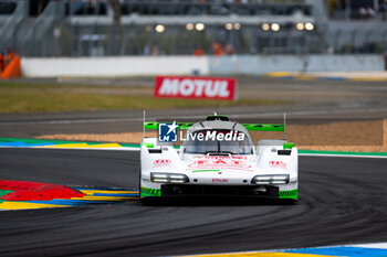 2024-06-13 - 99 TINCKNELL Harry (gbr), JANI Neel (swi), ANDLAUER Julien (fra), Proton Competition, Porsche 963 #99, Hypercar, FIA WEC, action during the Free Practice 3 of the 2024 24 Hours of Le Mans, 4th round of the 2024 FIA World Endurance Championship, on the Circuit des 24 Heures du Mans, on June 13, 2024 in Le Mans, France - 24 HEURES DU MANS 2024 - THURSDAY - FREE PRACTICE 3 - ENDURANCE - MOTORS