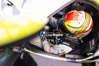 2024-06-13 - DUVAL Loïc (fra), Peugeot TotalEnergies, Peugeot 9x8 #94, Hypercar, FIA WEC, portrait during the Free Practice 3 of the 2024 24 Hours of Le Mans, 4th round of the 2024 FIA World Endurance Championship, on the Circuit des 24 Heures du Mans, on June 13, 2024 in Le Mans, France - 24 HEURES DU MANS 2024 - THURSDAY - FREE PRACTICE 3 - ENDURANCE - MOTORS