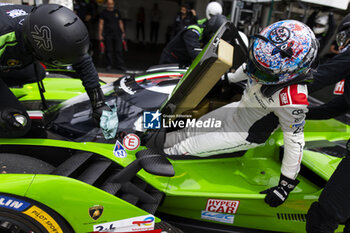 2024-06-13 - MORTARA Edoardo (ita), Lamborghini Iron Lynx, Lamborghini SC63 #63, Hypercar, FIA WEC, portrait during the Free Practice 3 of the 2024 24 Hours of Le Mans, 4th round of the 2024 FIA World Endurance Championship, on the Circuit des 24 Heures du Mans, on June 13, 2024 in Le Mans, France - 24 HEURES DU MANS 2024 - THURSDAY - FREE PRACTICE 3 - ENDURANCE - MOTORS