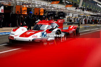 2024-06-13 - 04 JAMINET Mathieu (fra), NASR Felipe (bra), TANDY Nick (gbr), Porsche Penske Motorsport, Porsche 963 #04, Hypercar, action during the Free Practice 3 of the 2024 24 Hours of Le Mans, 4th round of the 2024 FIA World Endurance Championship, on the Circuit des 24 Heures du Mans, on June 13, 2024 in Le Mans, France - 24 HEURES DU MANS 2024 - THURSDAY - FREE PRACTICE 3 - ENDURANCE - MOTORS