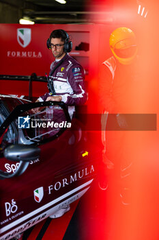 2024-06-13 - TAYLOR Jordan (usa), Spirit of Race, Ferrari 296 LMGT3 #155, LM GT3, portrait during the Free Practice 3 of the 2024 24 Hours of Le Mans, 4th round of the 2024 FIA World Endurance Championship, on the Circuit des 24 Heures du Mans, on June 13, 2024 in Le Mans, France - 24 HEURES DU MANS 2024 - THURSDAY - FREE PRACTICE 3 - ENDURANCE - MOTORS