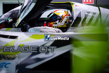 2024-06-13 - DUVAL Loïc (fra), Peugeot TotalEnergies, Peugeot 9x8 #94, Hypercar, FIA WEC, portrait during the Free Practice 3 of the 2024 24 Hours of Le Mans, 4th round of the 2024 FIA World Endurance Championship, on the Circuit des 24 Heures du Mans, on June 13, 2024 in Le Mans, France - 24 HEURES DU MANS 2024 - THURSDAY - FREE PRACTICE 3 - ENDURANCE - MOTORS