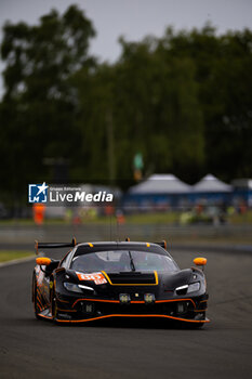 2024-06-13 - 86 WAINWRIGHT Michael (gbr), SERRA Daniel (bra), PERA Riccardo (ita), GR Racing, Ferrari 296 LMGT3 #86, LM GT3, action during the Free Practice 3 of the 2024 24 Hours of Le Mans, 4th round of the 2024 FIA World Endurance Championship, on the Circuit des 24 Heures du Mans, on June 13, 2024 in Le Mans, France - 24 HEURES DU MANS 2024 - THURSDAY - FREE PRACTICE 3 - ENDURANCE - MOTORS