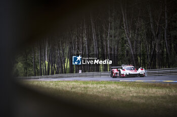 2024-06-13 - 06 ESTRE Kevin (fra), LOTTERER André (ger), VANTHOOR Laurens (bel), Porsche Penske Motorsport, Porsche 963 #06, Hypercar, FIA WEC, action during the Free Practice 3 of the 2024 24 Hours of Le Mans, 4th round of the 2024 FIA World Endurance Championship, on the Circuit des 24 Heures du Mans, on June 13, 2024 in Le Mans, France - 24 HEURES DU MANS 2024 - THURSDAY - FREE PRACTICE 3 - ENDURANCE - MOTORS