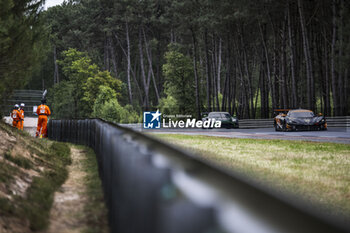 2024-06-13 - 59 SAUCY Grégoire (swi), COTTINGHAM James (gbr), COSTA Nicolas (bra), United Autosports, McLaren 720S GT3 Evo #59, LM GT3, FIA WEC, action during the Free Practice 3 of the 2024 24 Hours of Le Mans, 4th round of the 2024 FIA World Endurance Championship, on the Circuit des 24 Heures du Mans, on June 13, 2024 in Le Mans, France - 24 HEURES DU MANS 2024 - THURSDAY - FREE PRACTICE 3 - ENDURANCE - MOTORS