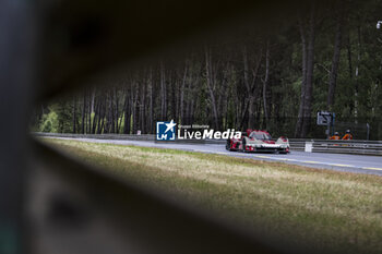 2024-06-13 - 04 JAMINET Mathieu (fra), NASR Felipe (bra), TANDY Nick (gbr), Porsche Penske Motorsport, Porsche 963 #04, Hypercar, action during the Free Practice 3 of the 2024 24 Hours of Le Mans, 4th round of the 2024 FIA World Endurance Championship, on the Circuit des 24 Heures du Mans, on June 13, 2024 in Le Mans, France - 24 HEURES DU MANS 2024 - THURSDAY - FREE PRACTICE 3 - ENDURANCE - MOTORS