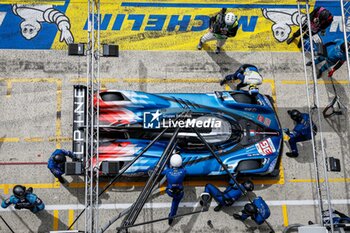 2024-06-13 - 36 VAXIVIERE Matthieu (fra), SCHUMACHER Mick (ger), LAPIERRE Nicolas (fra), Alpine Endurance Team, Alpine A424 #36, Hypercar, FIA WEC, pitstop, arrêt aux stands during the Free Practice 3 of the 2024 24 Hours of Le Mans, 4th round of the 2024 FIA World Endurance Championship, on the Circuit des 24 Heures du Mans, on June 13, 2024 in Le Mans, France - 24 HEURES DU MANS 2024 - THURSDAY - FREE PRACTICE 3 - ENDURANCE - MOTORS