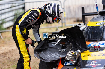 2024-06-13 - HUFFAKER Scott (usa), Panis Racing, Oreca 07 - Gibson #65, LMP2 PRO/AM, portrait crash, accident, during the Free Practice 3 of the 2024 24 Hours of Le Mans, 4th round of the 2024 FIA World Endurance Championship, on the Circuit des 24 Heures du Mans, on June 13, 2024 in Le Mans, France - 24 HEURES DU MANS 2024 - THURSDAY - FREE PRACTICE 3 - ENDURANCE - MOTORS