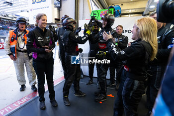 2024-06-13 - AO by TF mecaniciens, mechanics during the Hyperpole of the 2024 24 Hours of Le Mans, 4th round of the 2024 FIA World Endurance Championship, on the Circuit des 24 Heures du Mans, on June 13, 2024 in Le Mans, France - 24 HEURES DU MANS 2024 - THURSDAY - HYPERPOLE - ENDURANCE - MOTORS