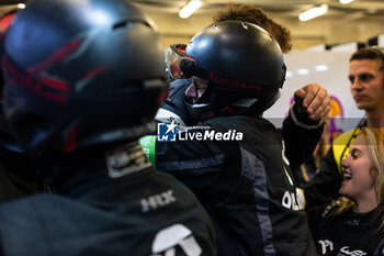 2024-06-13 - AO by TF mecaniciens, mechanics during the Hyperpole of the 2024 24 Hours of Le Mans, 4th round of the 2024 FIA World Endurance Championship, on the Circuit des 24 Heures du Mans, on June 13, 2024 in Le Mans, France - 24 HEURES DU MANS 2024 - THURSDAY - HYPERPOLE - ENDURANCE - MOTORS