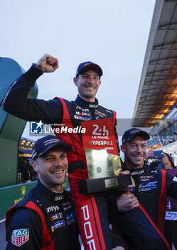 2024-06-13 - 06 ESTRE Kevin (fra), LOTTERER André (ger), VANTHOOR Laurens (bel), Porsche Penske Motorsport, Porsche 963 #06, Hypercar, FIA WEC, celebration during the Hyperpole of the 2024 24 Hours of Le Mans, 4th round of the 2024 FIA World Endurance Championship, on the Circuit des 24 Heures du Mans, on June 13, 2024 in Le Mans, France - 24 HEURES DU MANS 2024 - THURSDAY - HYPERPOLE - ENDURANCE - MOTORS