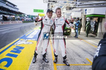 2024-06-13 - 70 IRIBE Brendan (usa), MILLROY Ollie (gar), SCHANDORFF Frederik (dnk), Inception Racing, McLaren 720S LMGT3 Evo, LM GT3, celebrating during the Hyperpole of the 2024 24 Hours of Le Mans, 4th round of the 2024 FIA World Endurance Championship, on the Circuit des 24 Heures du Mans, on June 13, 2024 in Le Mans, France - 24 HEURES DU MANS 2024 - THURSDAY - HYPERPOLE - ENDURANCE - MOTORS